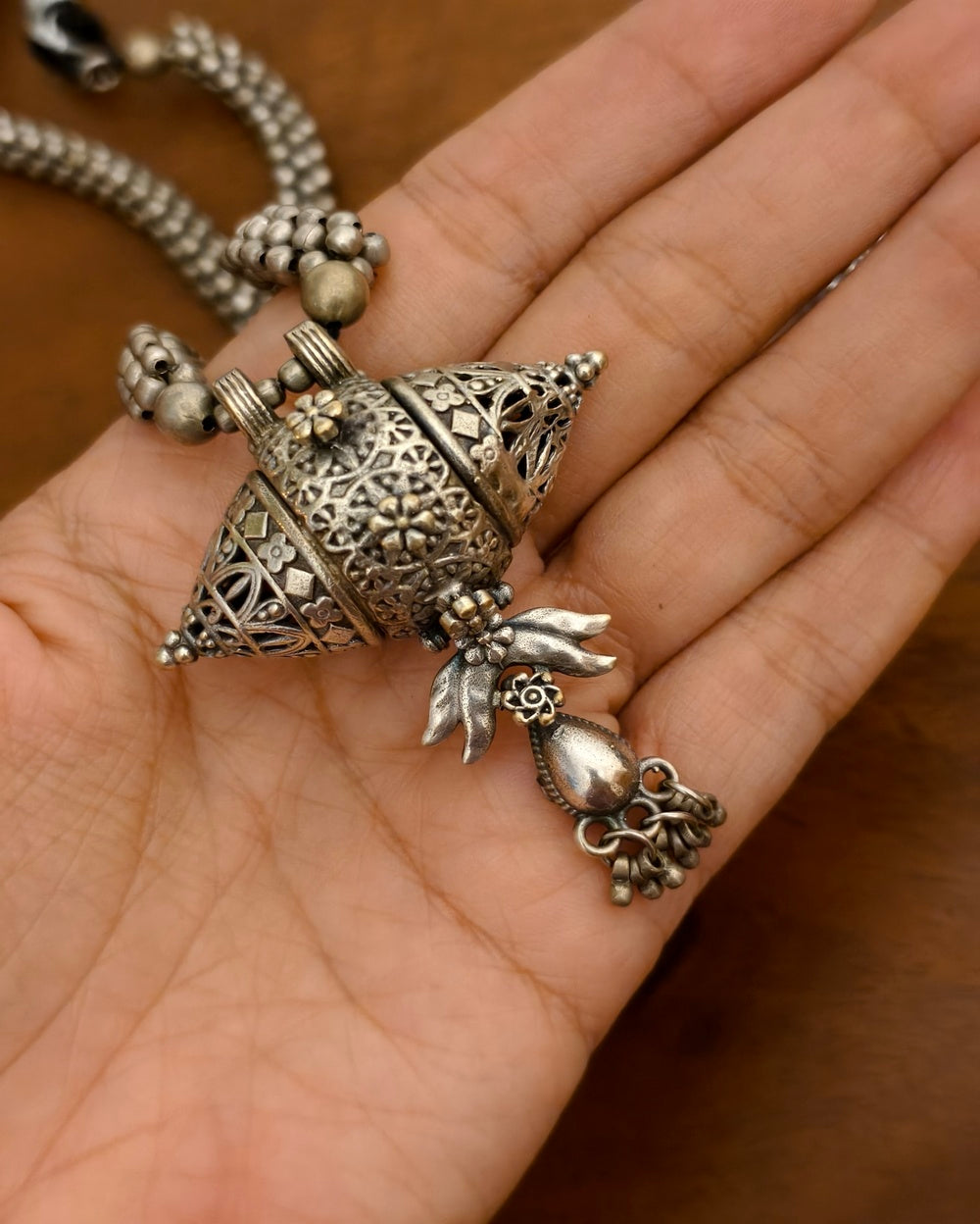 Lavanya Pendant
