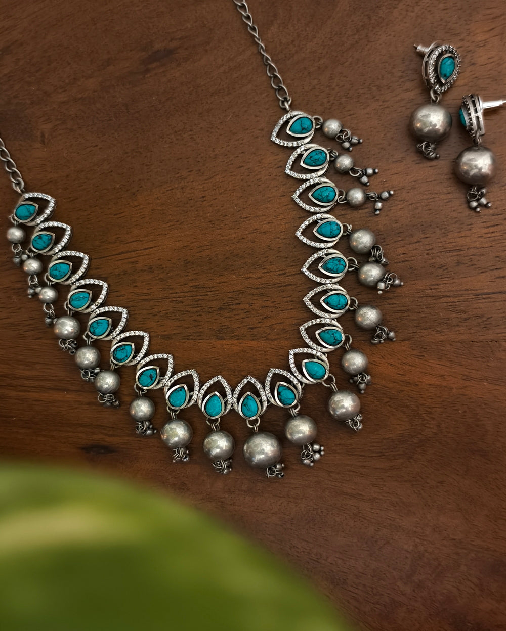 Jalsa Necklace