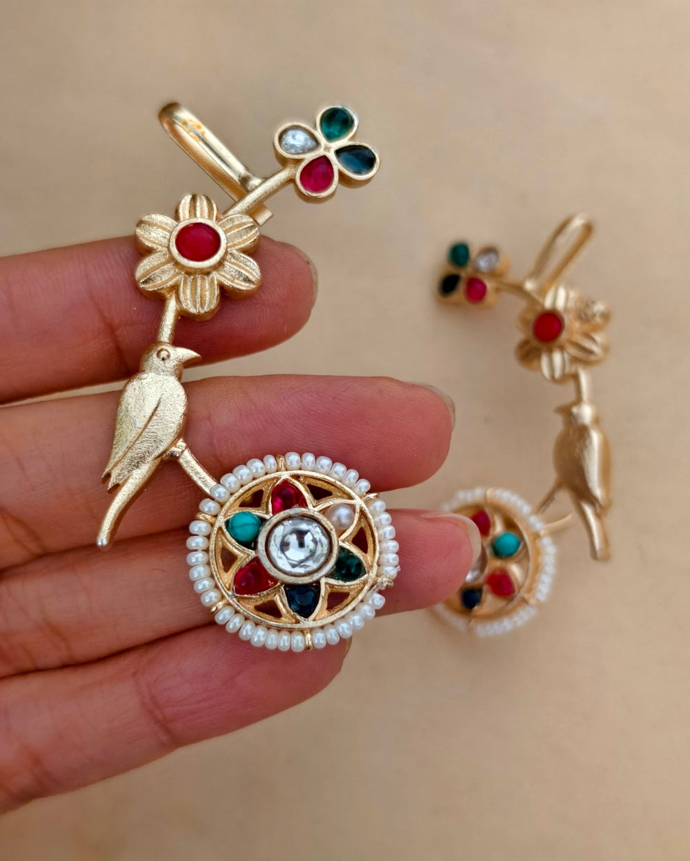 Maria Golden Earcuff