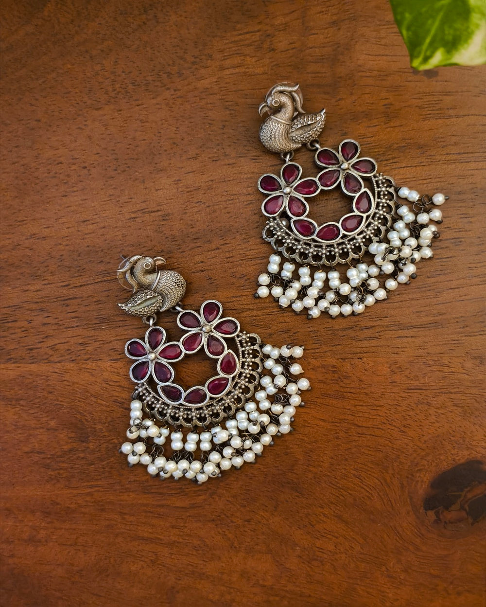 Morni Stone Dangler