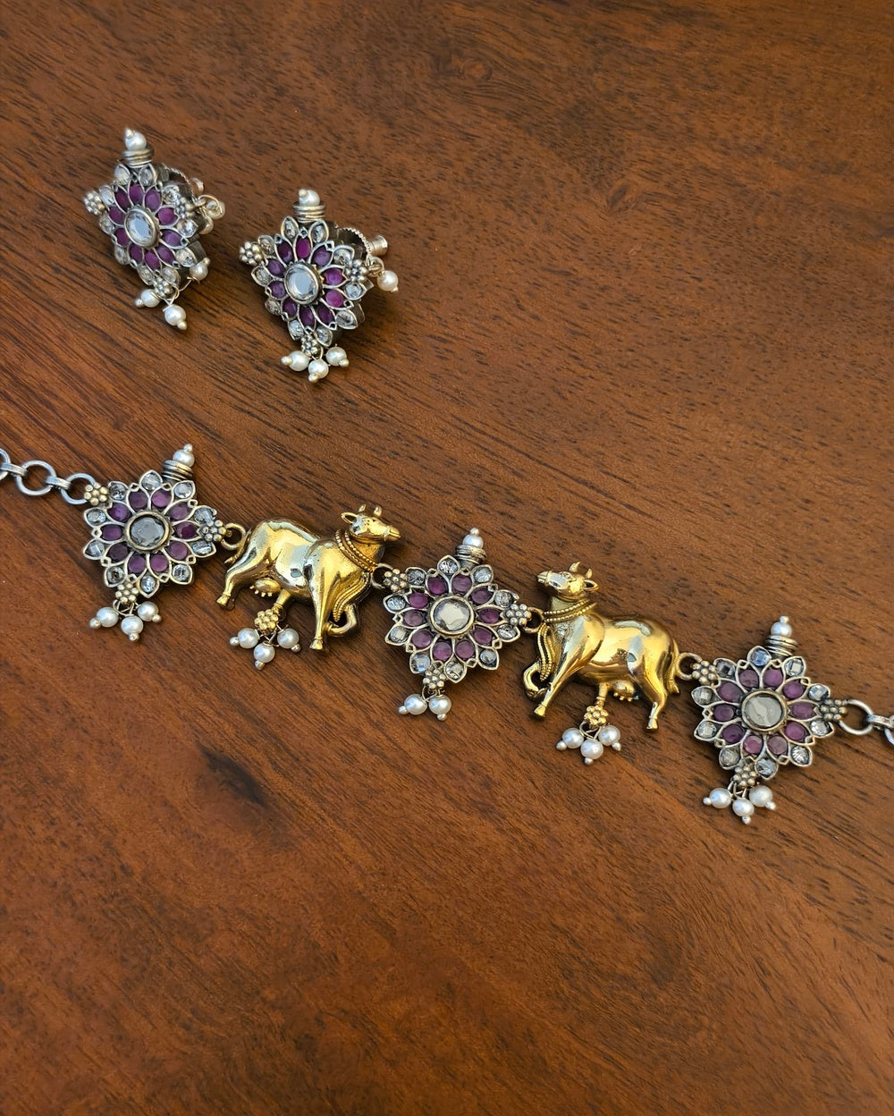 Tannu Dual tone Chokers
