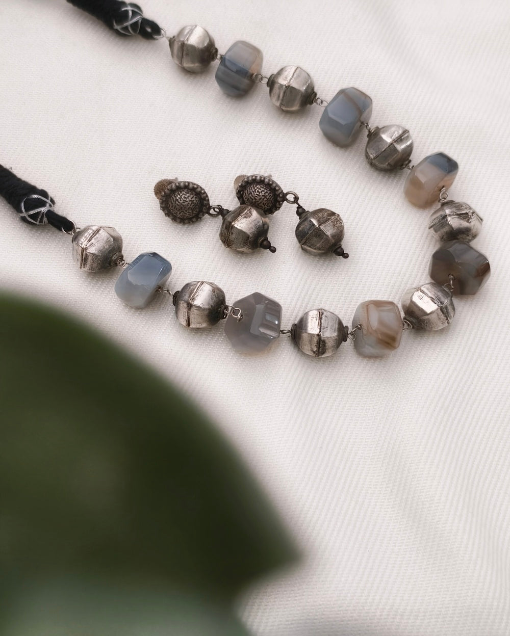Aami Pearl Necklace