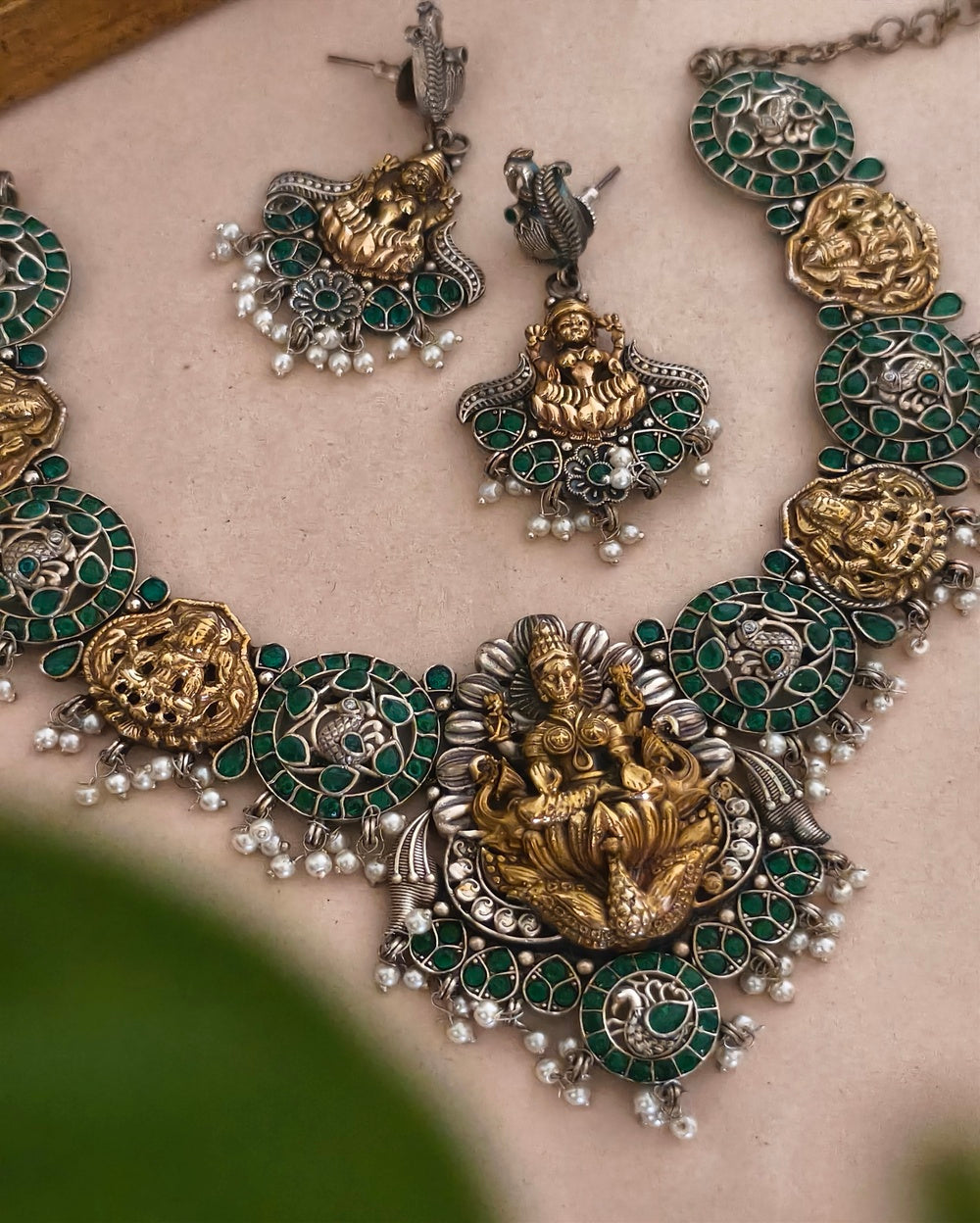 Dalina Lakshmi Dual Tone Necklace