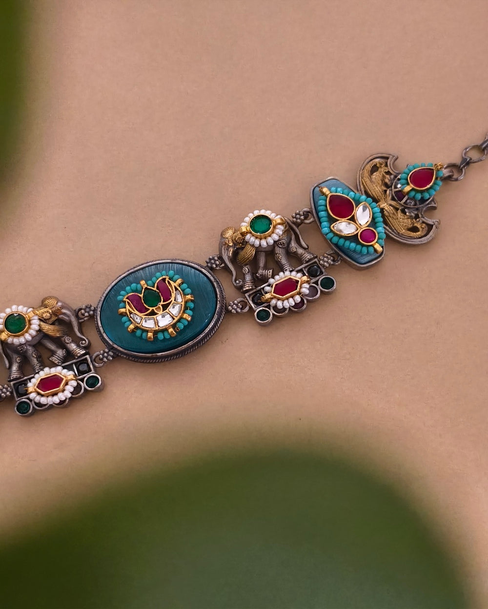 Pihu Dual Tone Choker