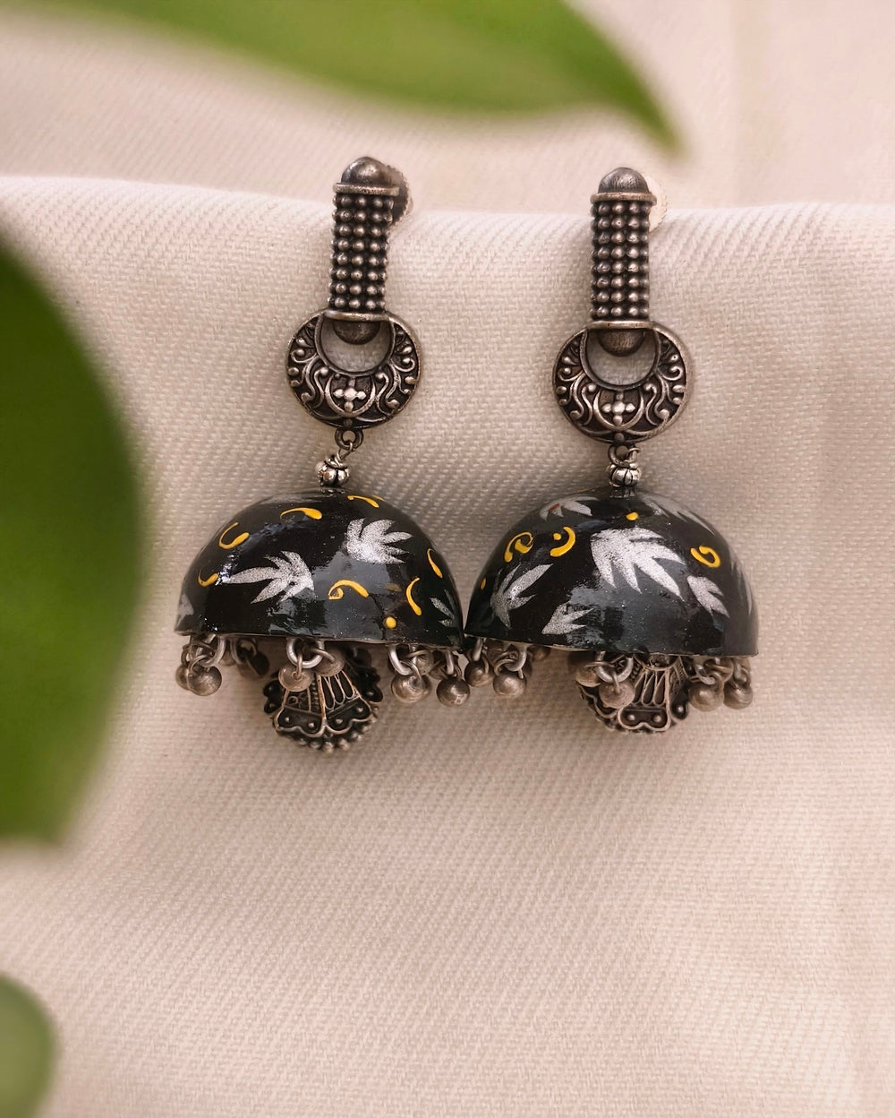 Jhansi Meenakari Jhumki