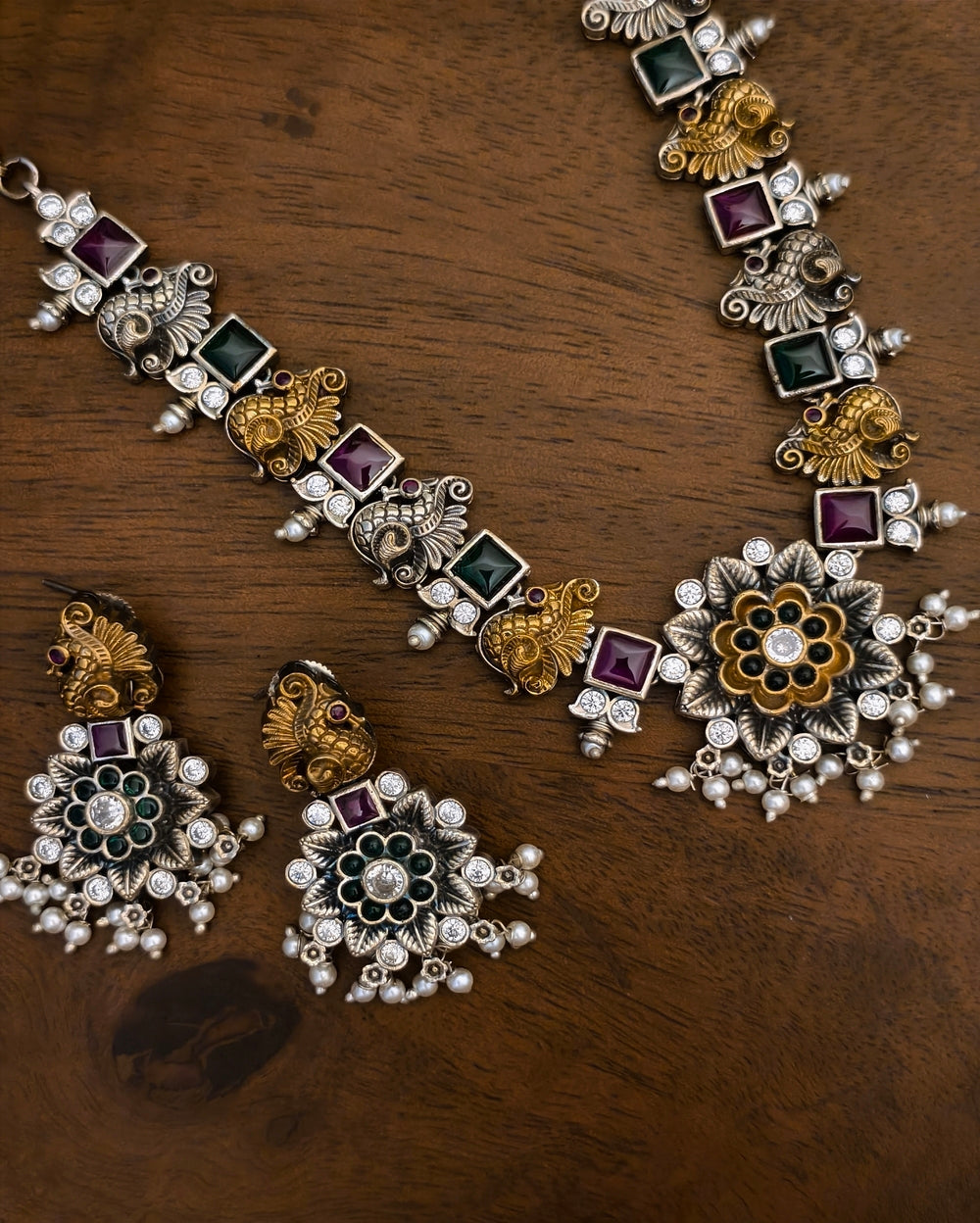 Ojasvi Necklace