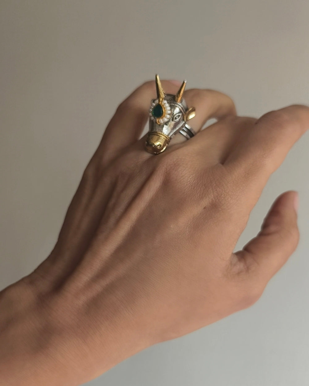 Nandi Kundan Ring