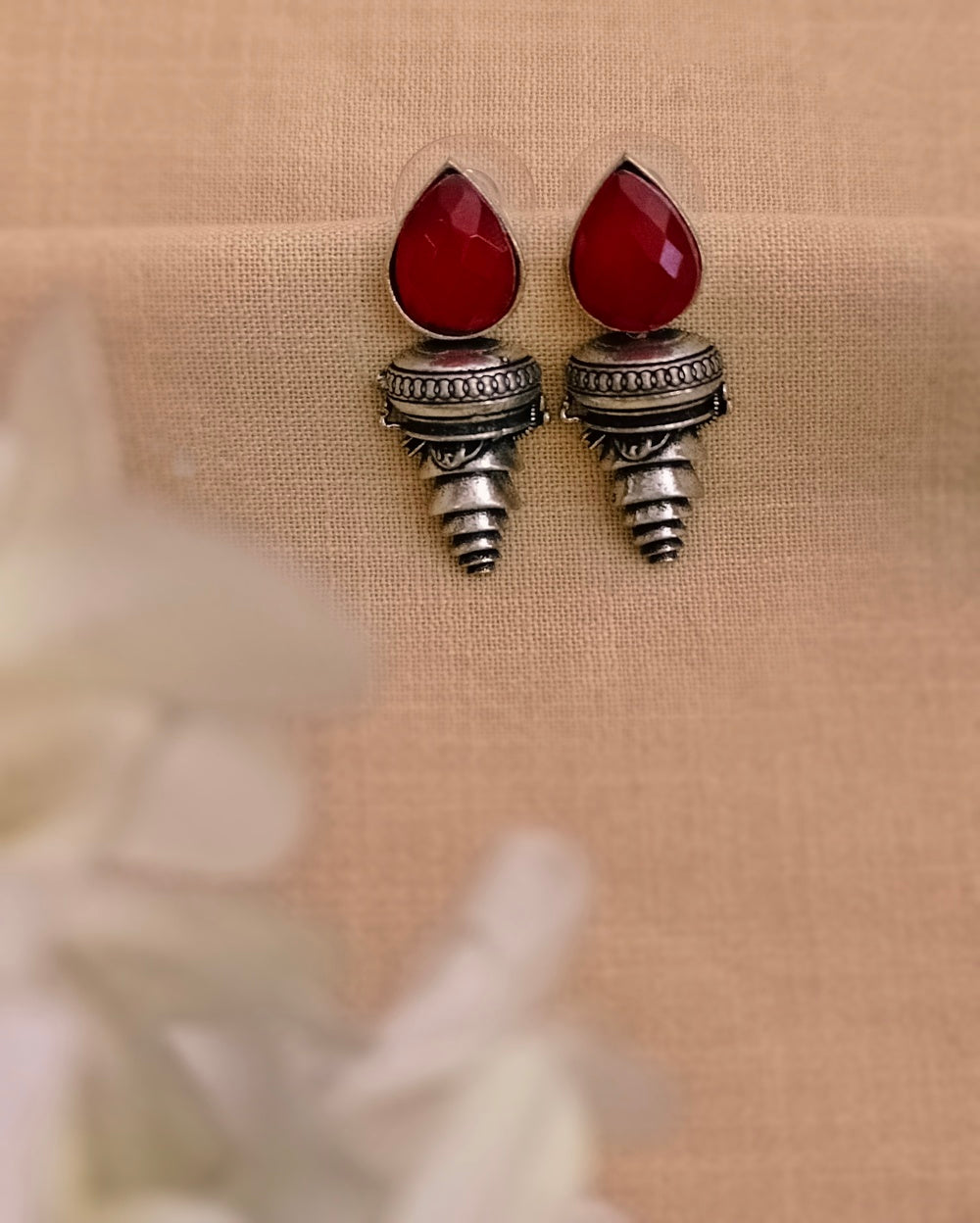 Oni Studs