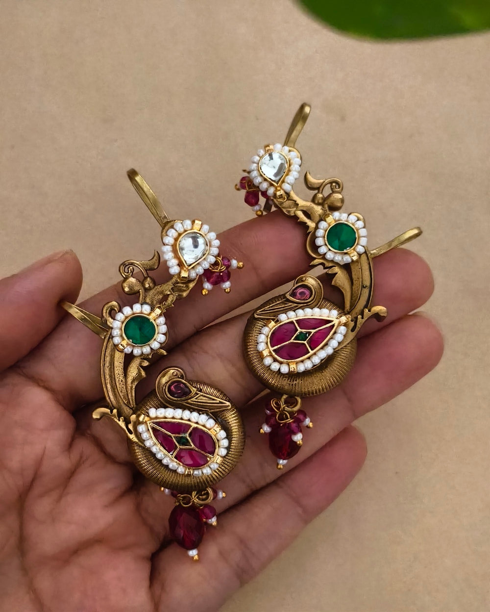 Mollie Golden Earcuff