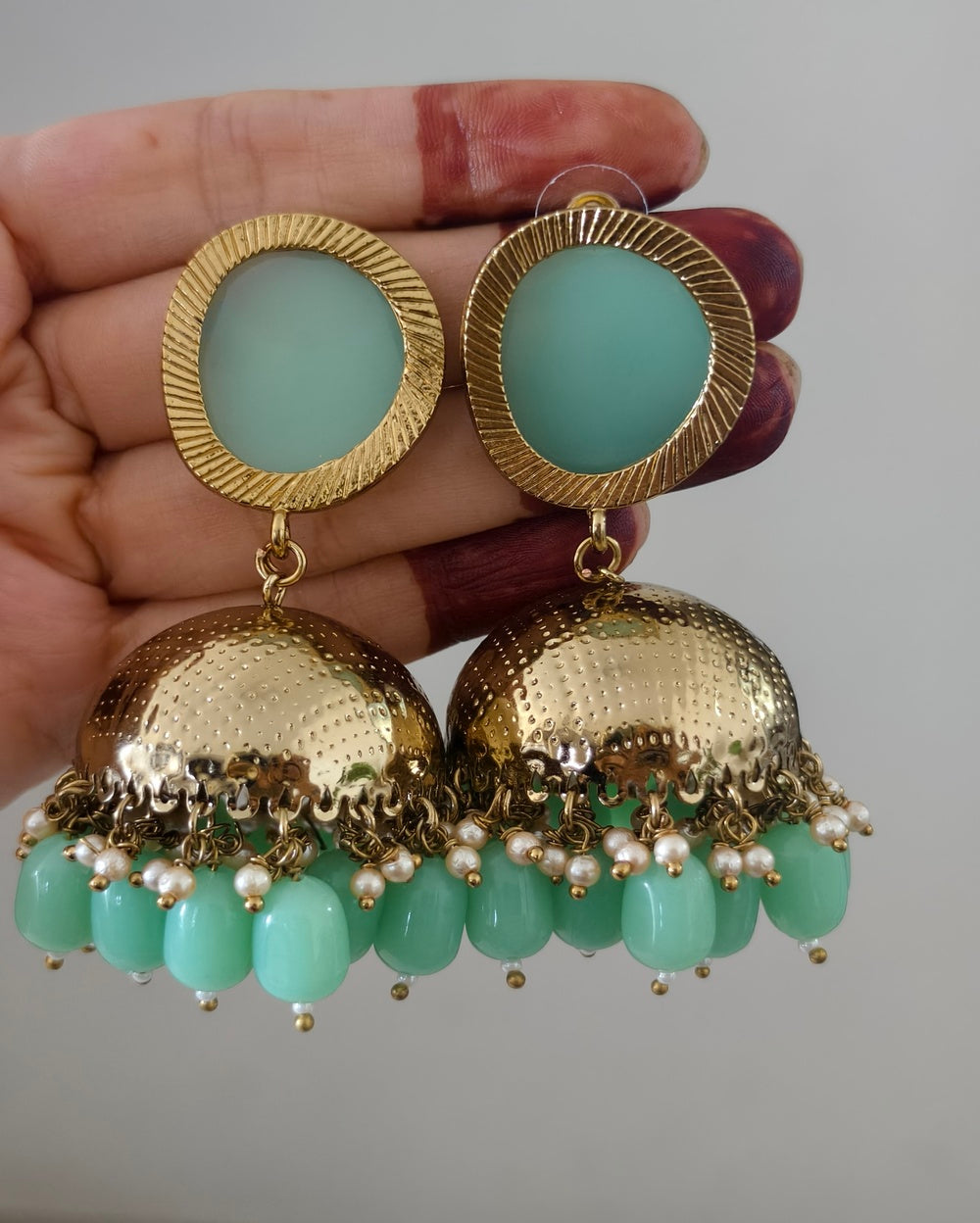 Aakriti Golden Jhumki