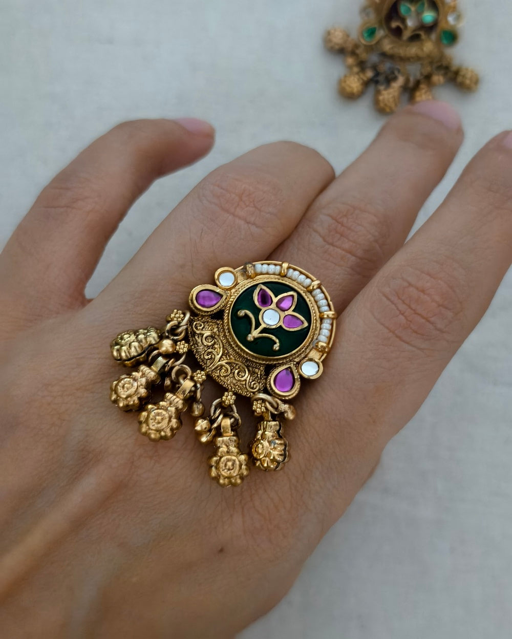Mahima Rajwadi Golden Ring