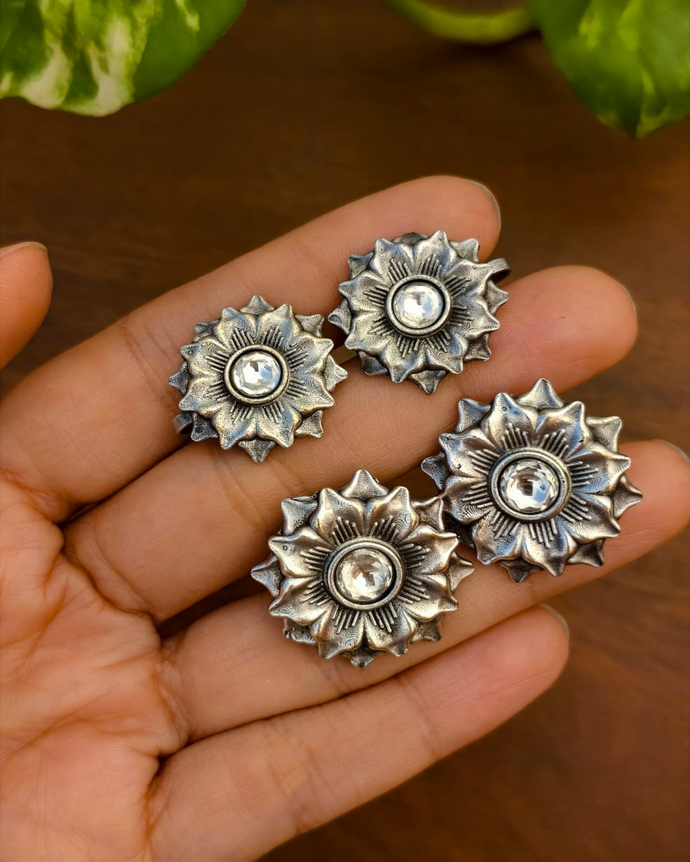 Farah Bugadi And Studs