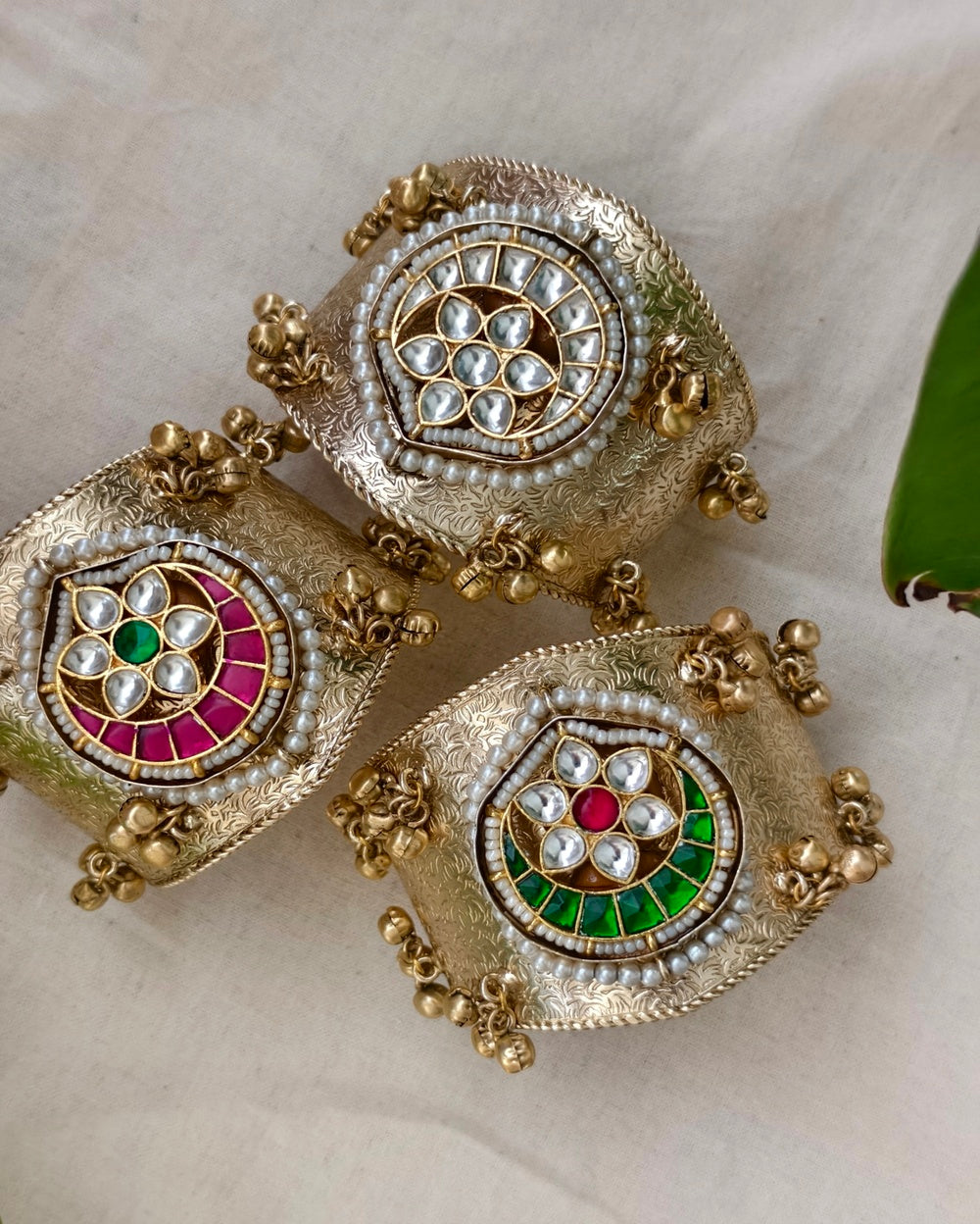 Ishrat Golden Kada