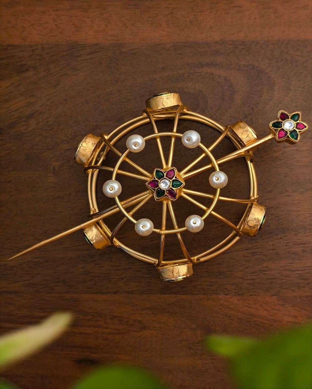 Noor-e-kundan Hair Bun