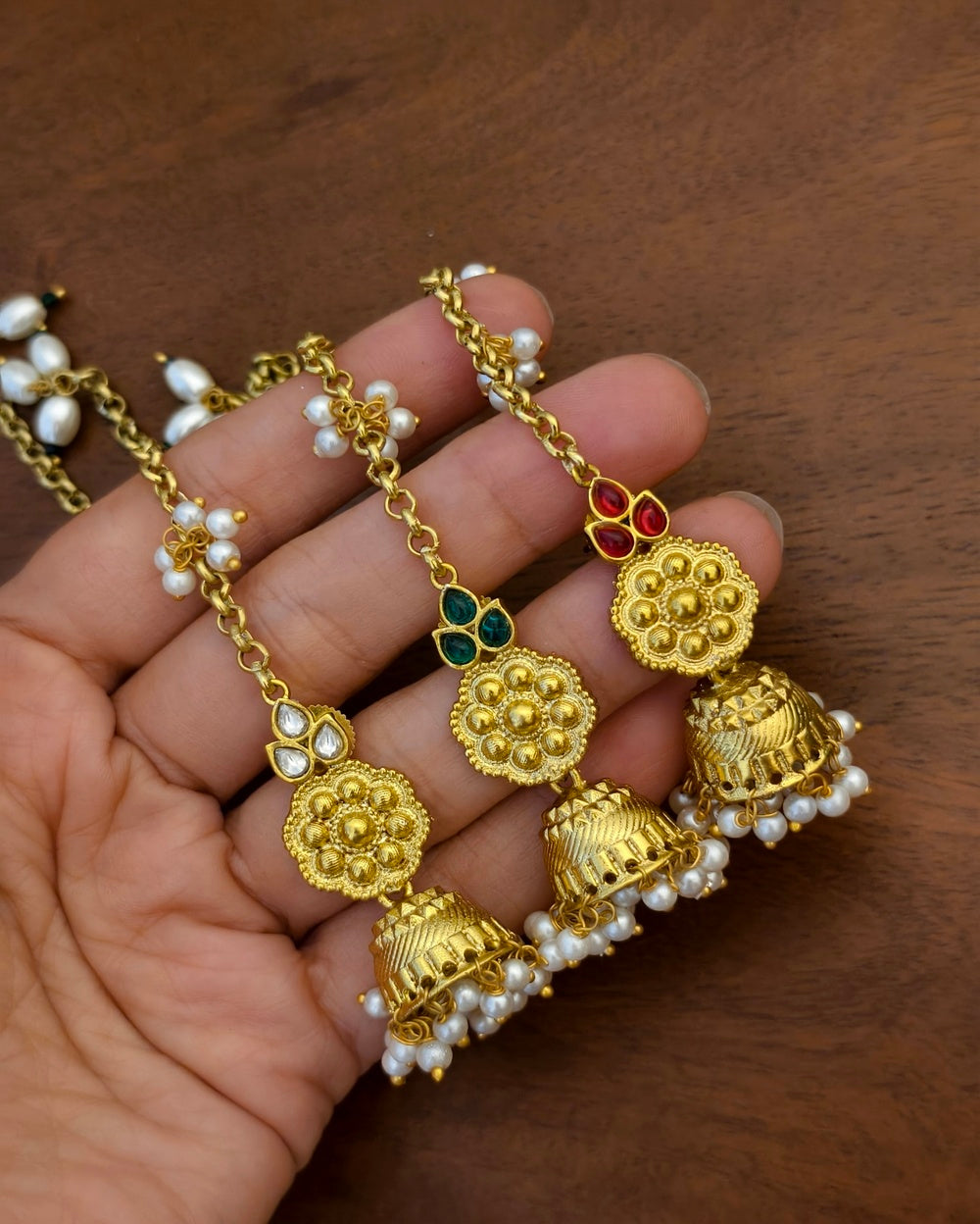 Suman Golden Jhumki With Pearl Sahara
