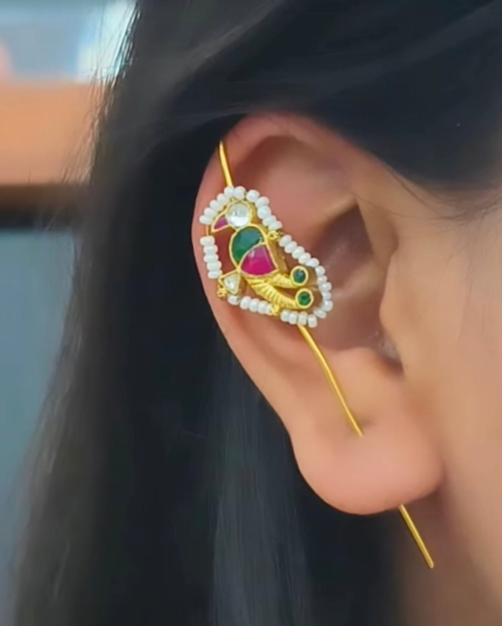 Tota Needle Earcuff