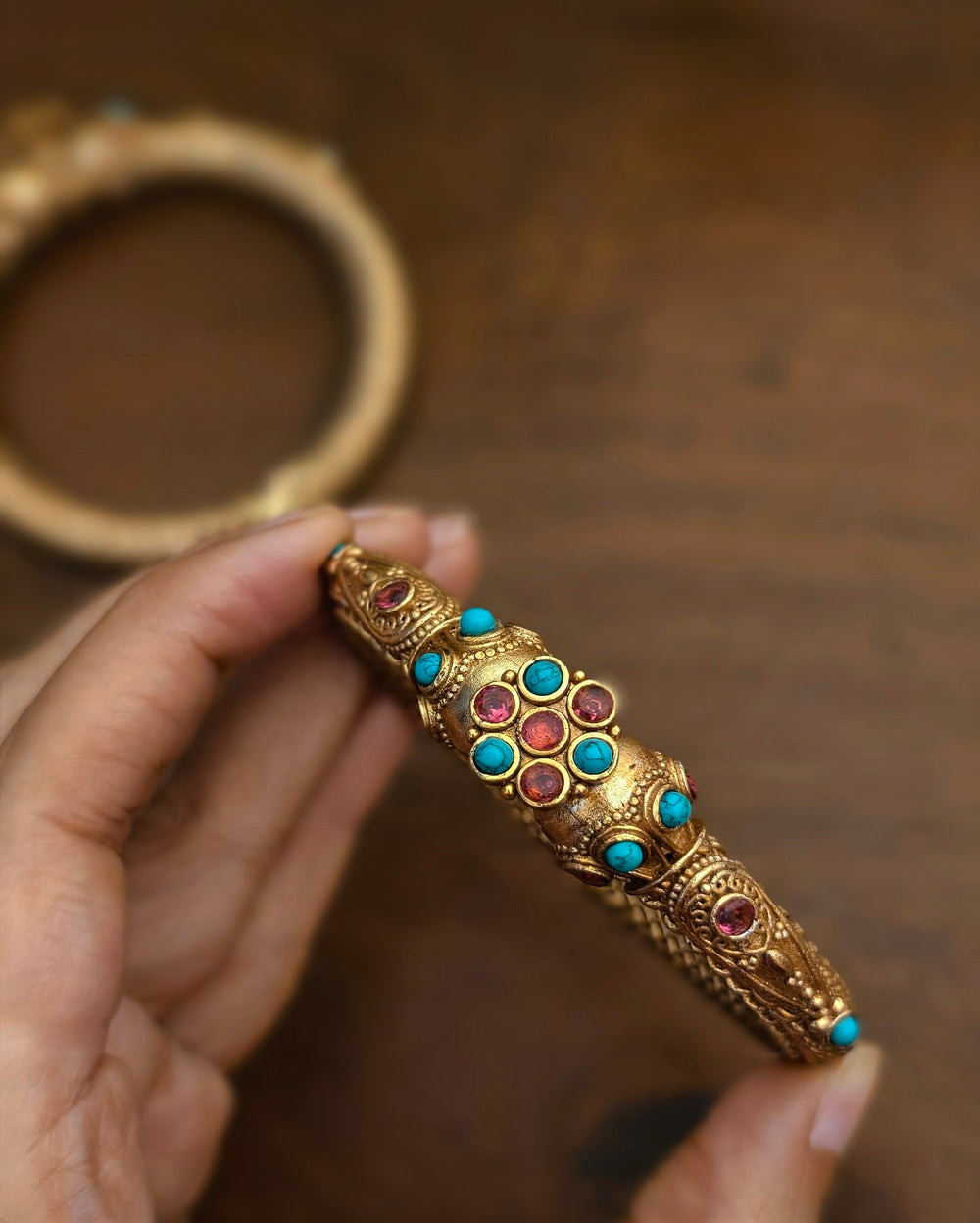 Riya Golden Kada