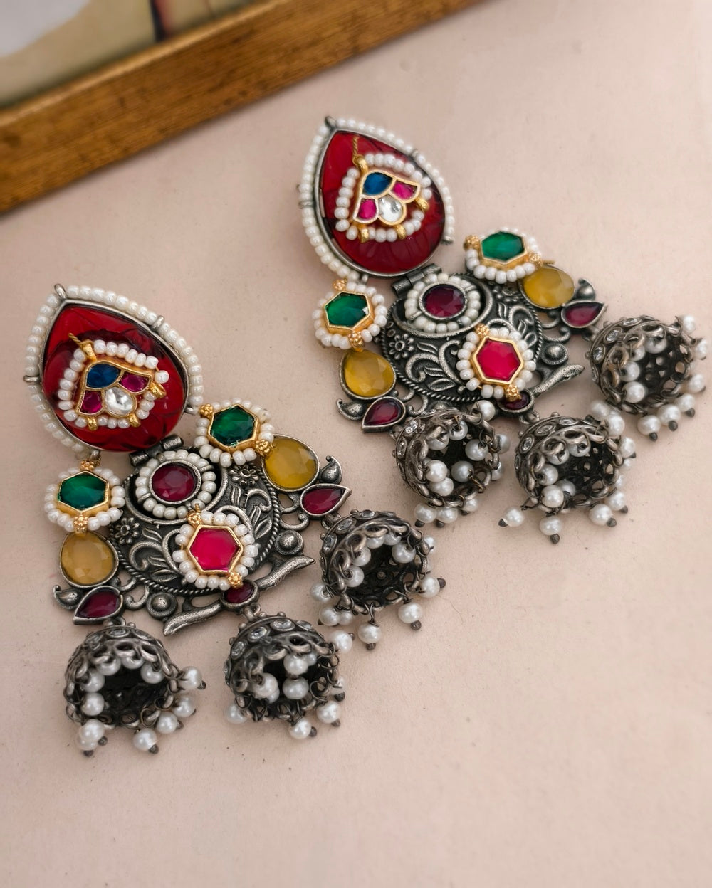 Hitra Kundan Earrings