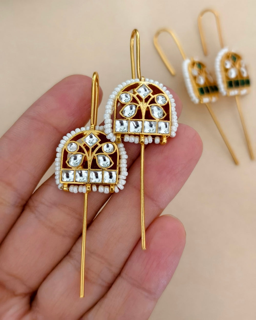 Ekta Needle Earcuff