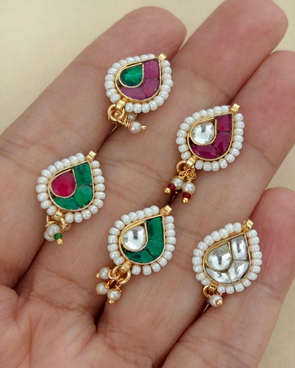 Indira Kundan Press Nose Pin