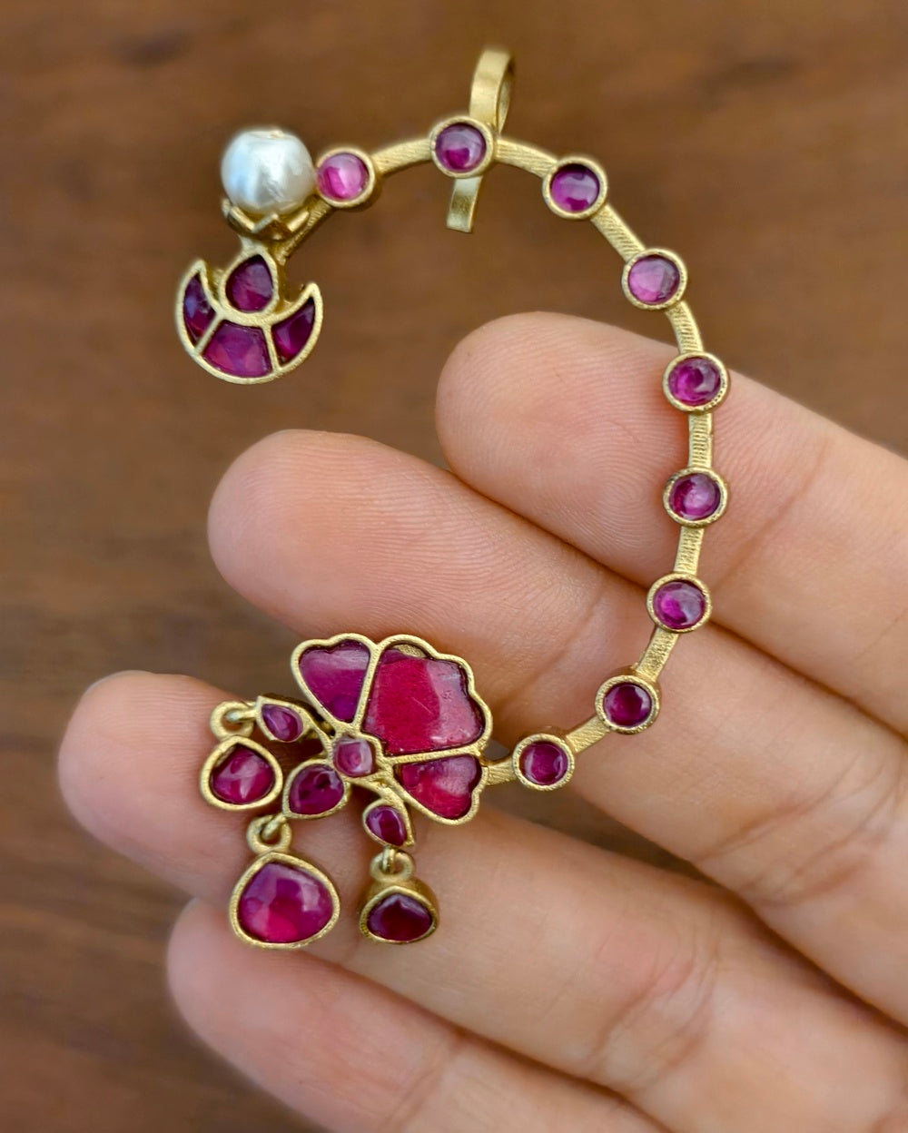 Maya Golden Earcuff