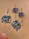 Hansraj Needle Earcuff