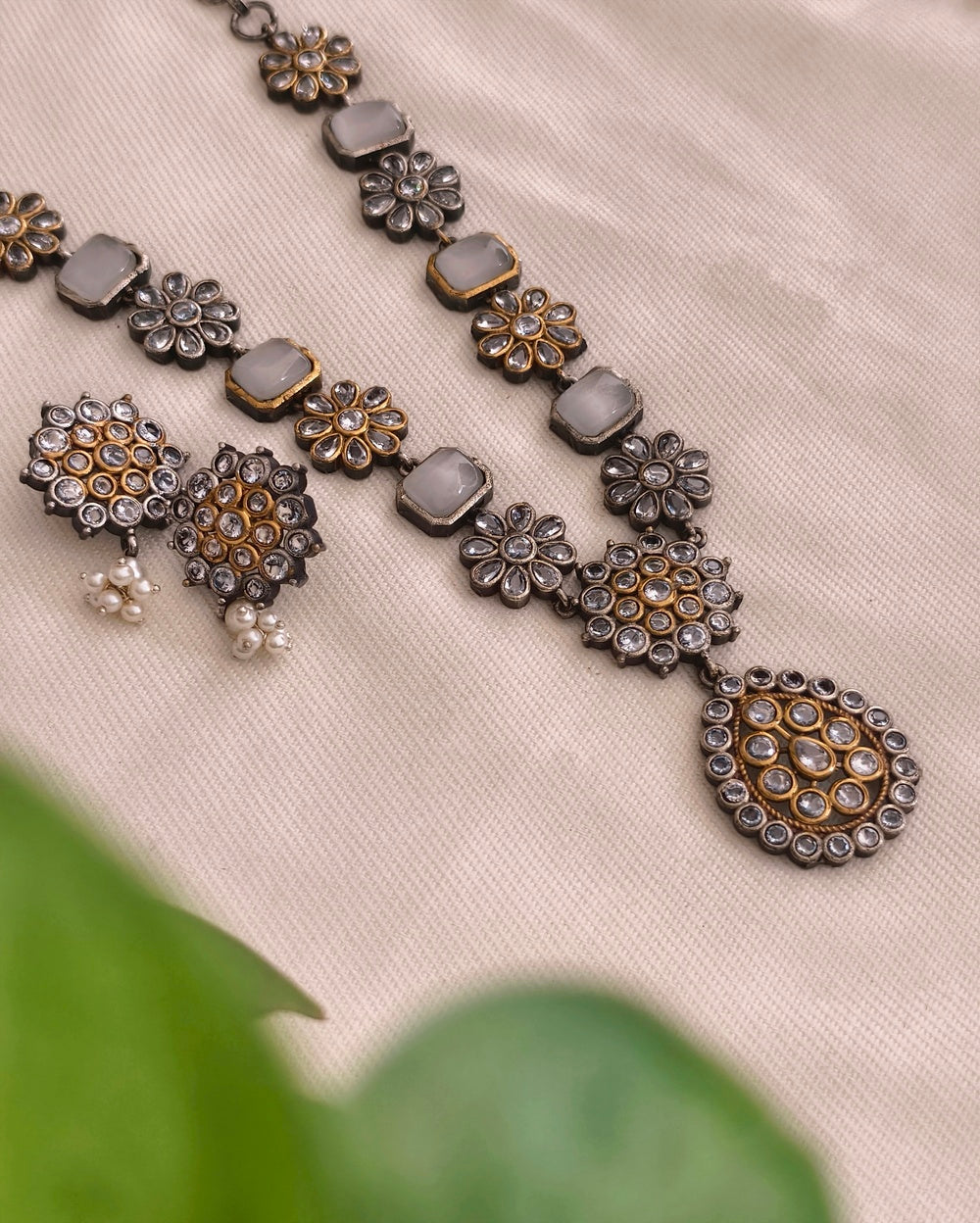 Janvika Dual tone Necklace