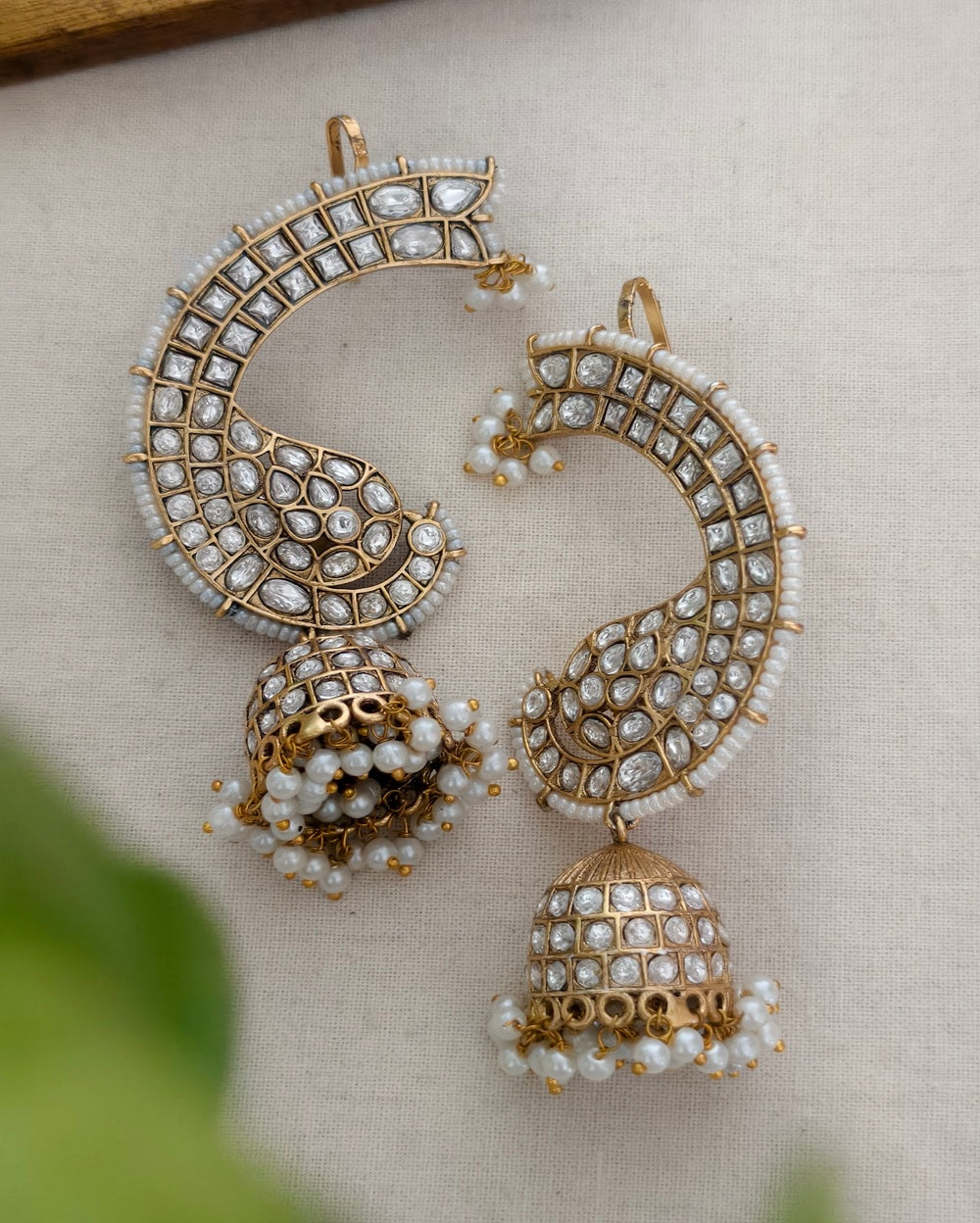 Zaalima Golden Earcuff