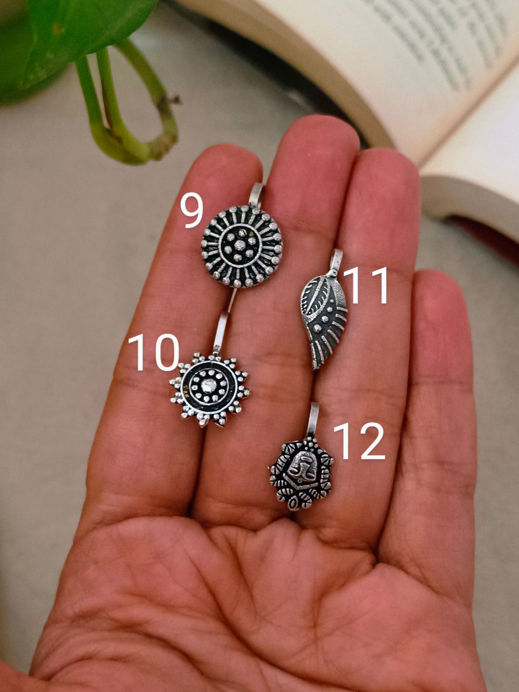 Reeva Press Nose Pins