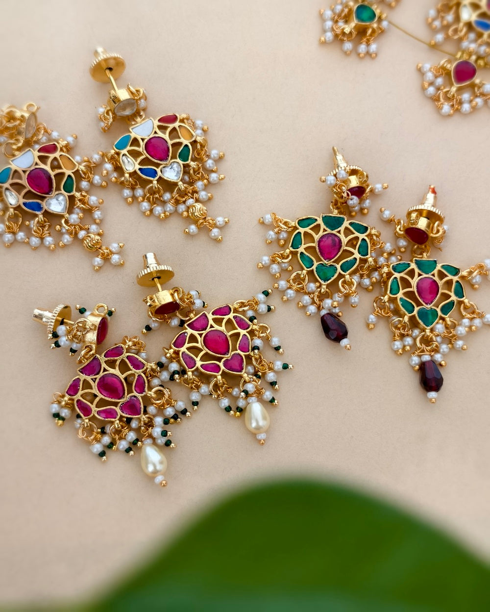 Vidhi Invisible Necklace