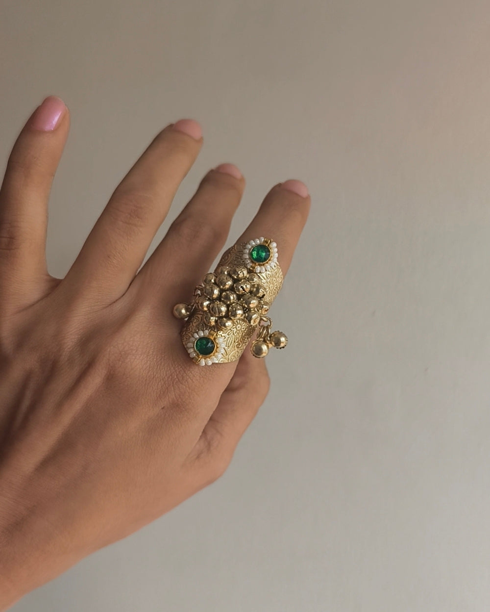 Yashvi Golden Ring