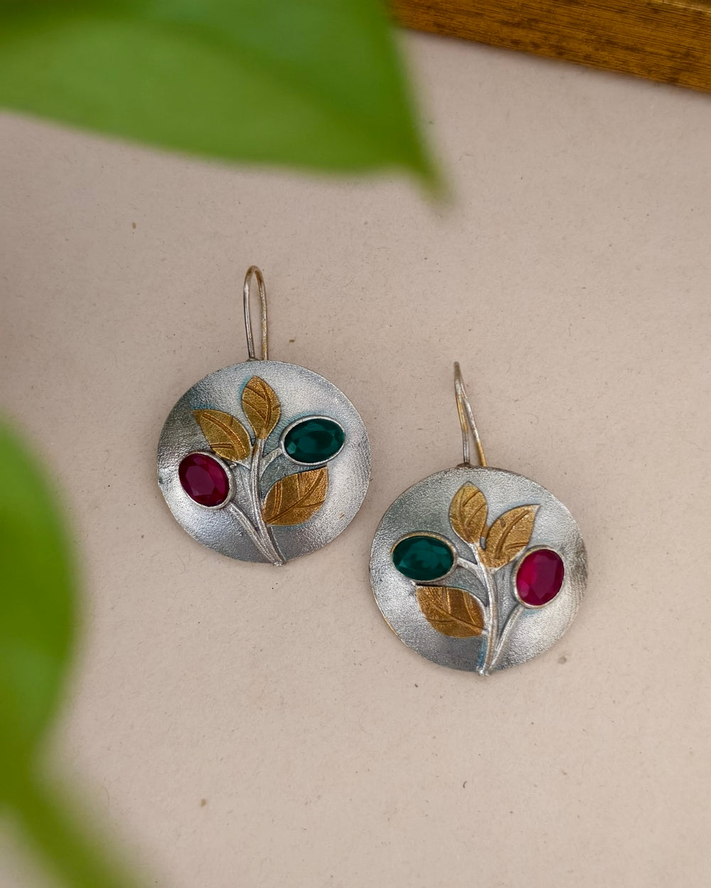 Shaylah Dual tone Hooks